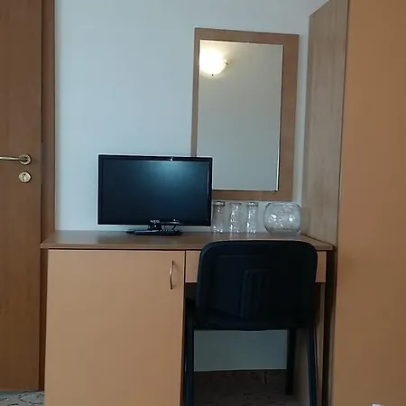 Guest house Velevi 2*