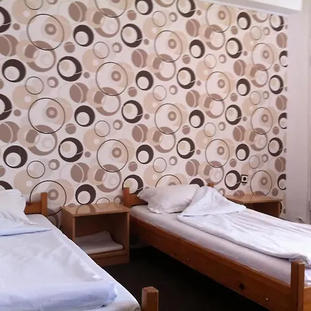 Guest house Velevi 2*